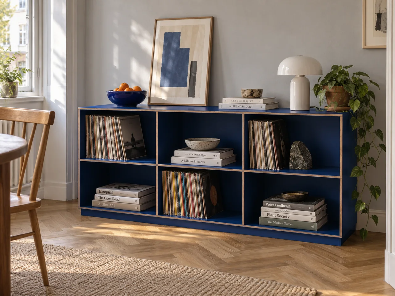 Composizione Bassa, finitura Blu oltremare.